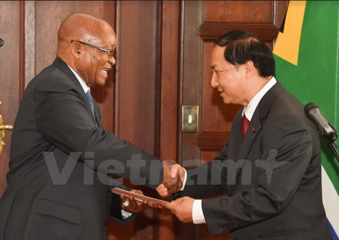 Церемония принятия верительной грамоты нового посла СРВ в ЮАР